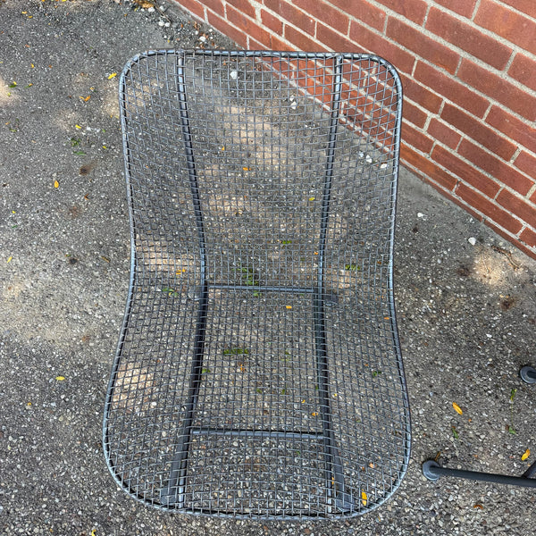 Russell Woodard Sculptura Mesh Patio Dining Set with Slate Top Table