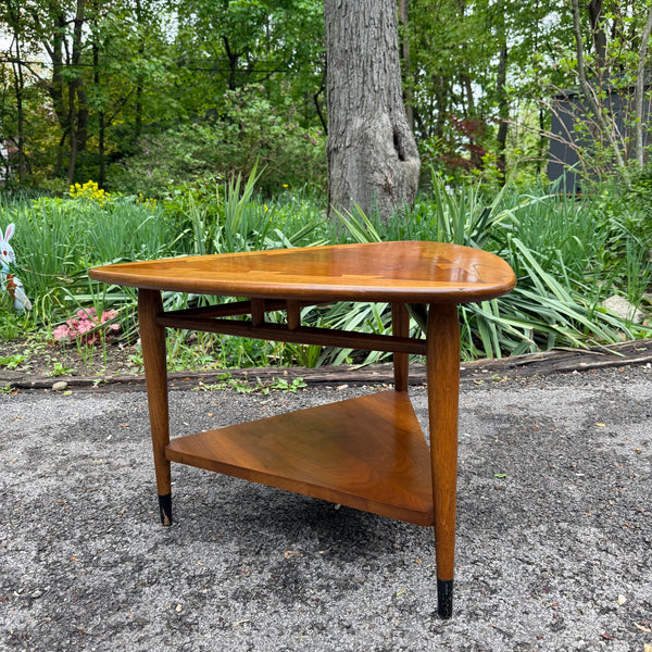 Lane Acclaim “Guitar Pick” End Table