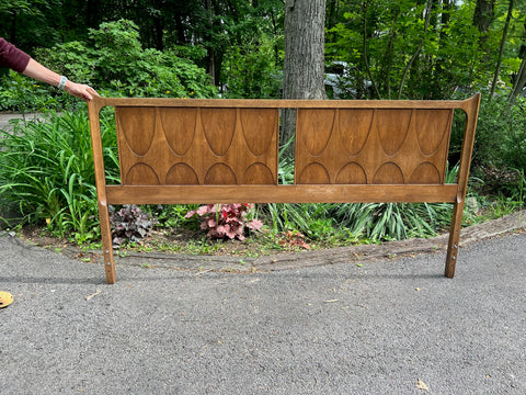Broyhill Brasilia King Headboard