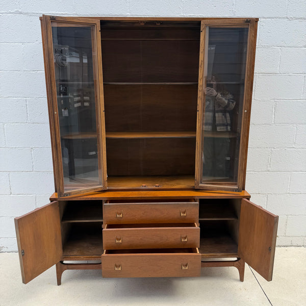 Broyhill Brasilia Two Piece Walnut Hutch China Cabinet