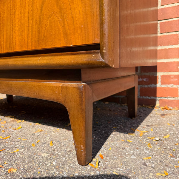 United Furniture Diamond Mid-Century Modern Walnut Highboy Dresser