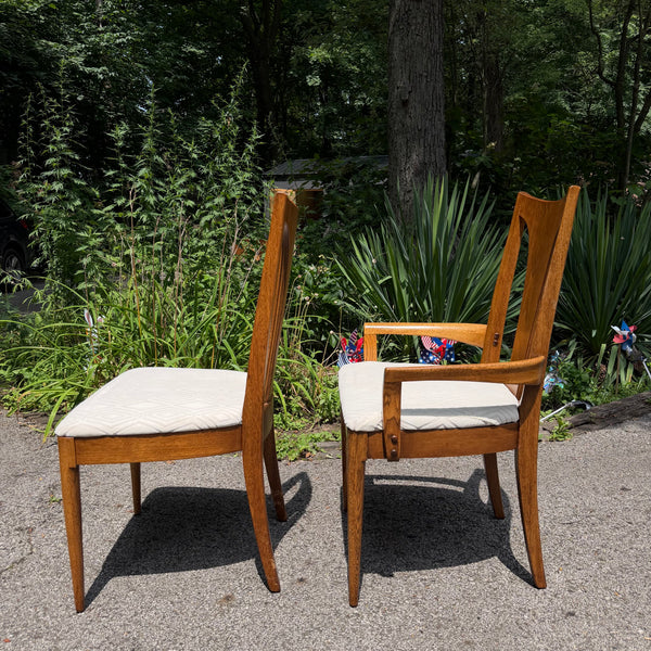Mid Century Modern Broyhill Walnut Dining Set with 6 Chairs